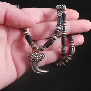 Cool Jewels Black Silver Beaded Bear Claw Necklace